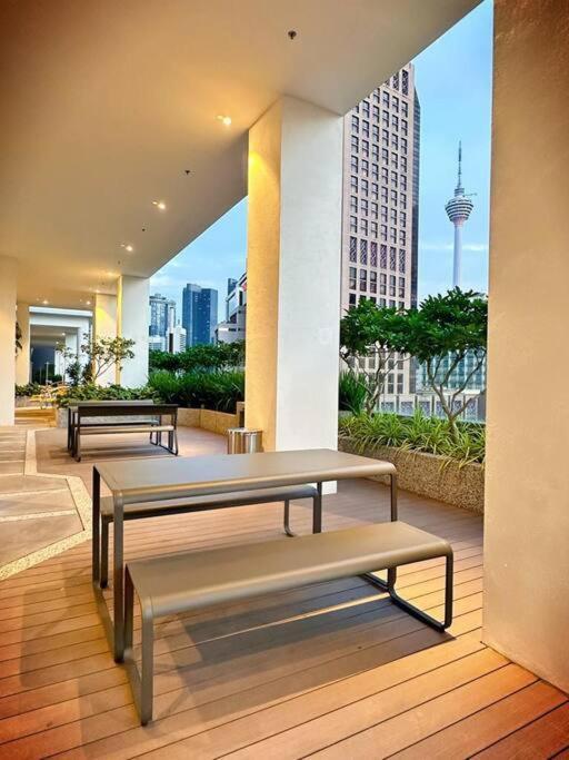 Pangsapuri Q2 2-4pax Monorail-pavilionkl Bukit Bintang Klcc *